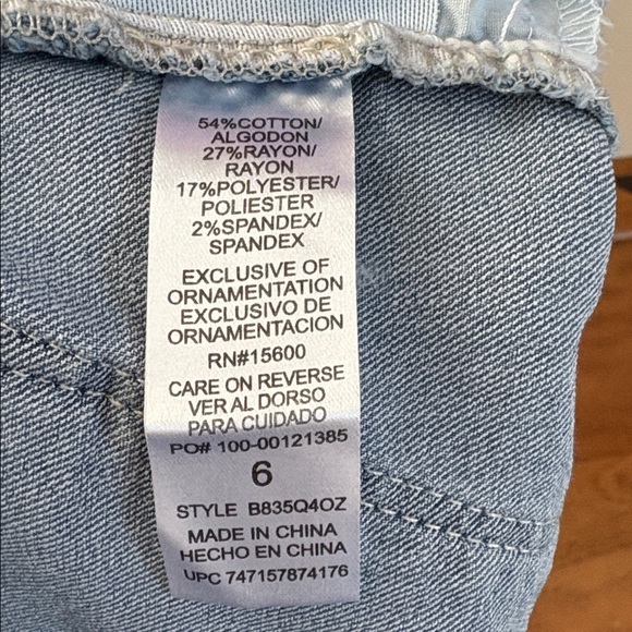 Democracy AbSolution Light Blue Skimmer Jeans Size 6 - Picture 8 of 10